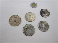 Anciennes fausses pièces de monnaie