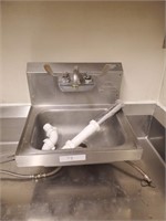 Stainless Steel Sink, Small , Wall Mount