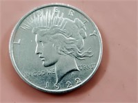1922 D Peace silver dollar coin.