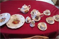 Fruit inspired Bavarian coffee & tea set and more