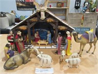 VINTAGE NATIVITY DATED 1945 ON THE BOX