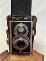 Ricohflex Holiday in case