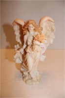 Seraphim Classic Angel Autaum Beauty 7"