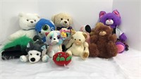 Lot of assorted stuffed animals