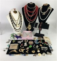Joan Rivers Brooches & Selection of Costume