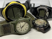 LOT OF WATCHES