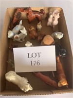 Dog Figurines (25)