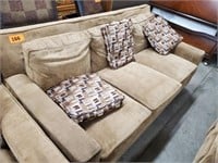 AMERICAN SIGNATURE TAN 3 CUSHION COUCH