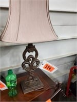 BROWN SCULPTURED TABLE LAMP