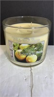 White Barn 3 Wick Lemon Scented Candle No lid