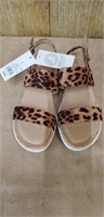 Women's shoes size 8 1/2 NEW