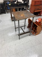 metal floor stand work bench 26x26x36