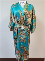 Women's Oriental Village Silk Collection Bathrobe