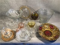 Mixed Lot Collectible Glassware- 22pcs
