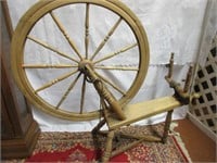 .ANTIQUE SPINNING WHEEL, ORNAMENT FOOT PEDAL