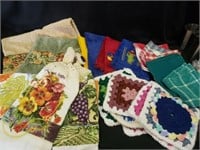 Kitchen towels and pot holders