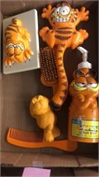 Garfield bathroom set