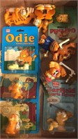Garfield vinly figurines and chip clips