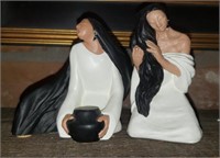 2 Pc Native American Style Figurines