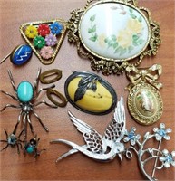 Costume Jewelry Lot of Pins & Brooches