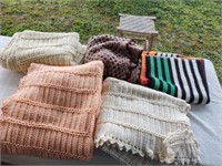 5 Knitted Blankets and Throws