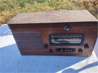 TrueTone Vintage Radio