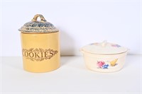 Vintage Knowels Utility Ware & USA Pottery
