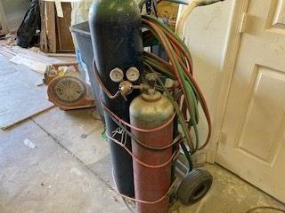 CONTRACTOR EQUIPMENT, FORKLIFT - NOV 30TH (2 AUCTIONS)