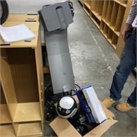 Box Lot Radio/ Ceiling Mount Projector