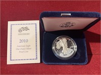 2010 SILVER EAGLE ROUND WITH CASE