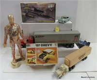 Built Visible Man & Other Kits, 2 Unbuilt Kits