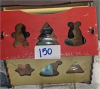 Wooden holiday sorting cube
