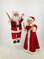 Animated Mr. and Mrs. Claus