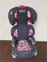 Kids booster seat in good condition