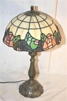 STAINED GLASS LAMP ! -A-3