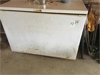 GE  Chest Freezer  (Works Great ~ Just Ugly ~48"W)