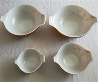 four pyrex Cinderella Early American mixing bowl