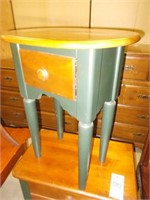 Oval Top End Table w/Green Legs, Lower Storage,