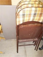 Card Table w/(4) Padded Chairs