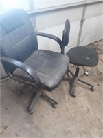 2 office chairs