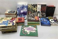 Book lot Paperback w/ (1) Stephen King