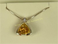 14K GOLD CITRINE AND DIAMOND PENDANT NECKLACE