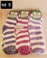 Fuzzy socks 6pk