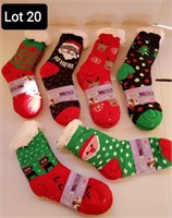 Christmas fuzze socks