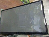 51"  Samsung TV w Wall Mount NO BASE NO REMOTE