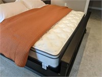 KING MATTRESS & BOX SPRING