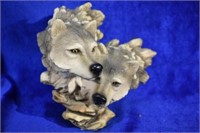 Double Wolf Head Figurine