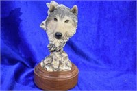 Single Wolf Head Figurine