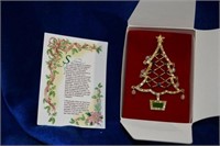 Avon Christmas Tree Pin in Original Box