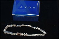 Avon "Mom" Tennis Bracelet in Silvertone w/
